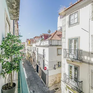 2* Гостевой дом Bairro House Charming